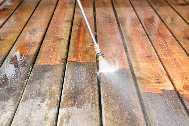 Why Choose Our Certified Pressure Washing Experts for Your Project Needs in Kaumakani, HI?